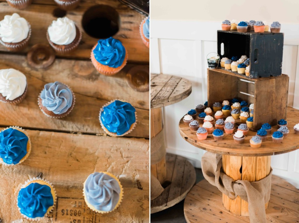 blue-white-cupcakes-wedding