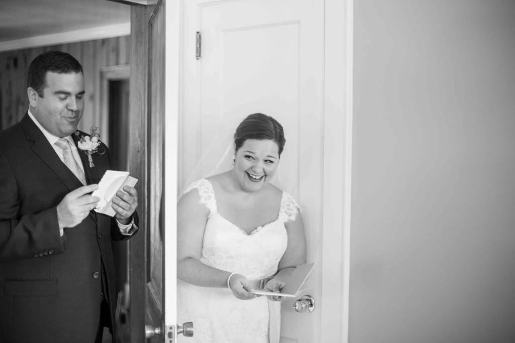 bride groom prayer before ceremony