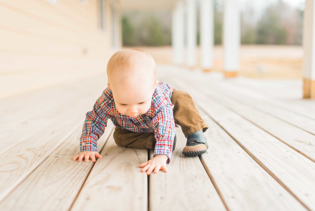 baby in plaid 9 10 month photographer charlotte nc